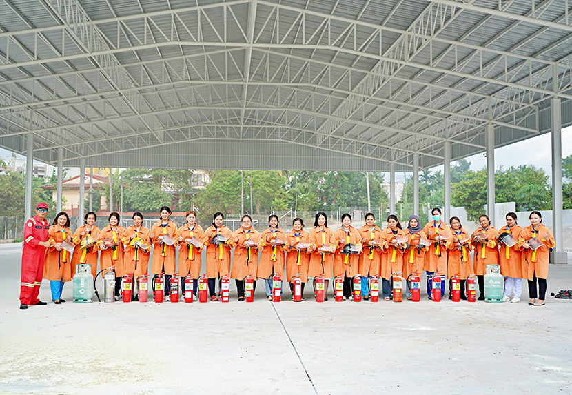 โรงพยาบาลธนบุรี ตรัง จัดอบรมดับเพลิงขั้นต้นแก่พนักงาน เสริมสร้างความปลอดภัยในสถานพยาบาล